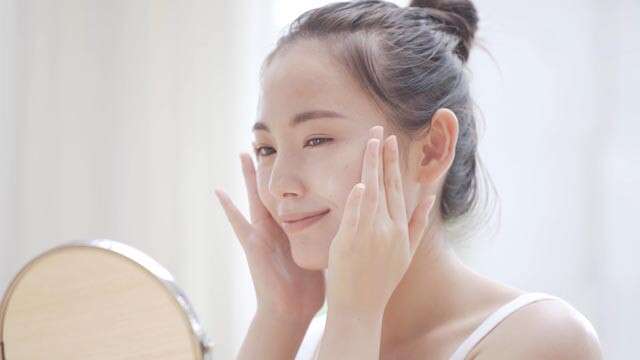 Top 5 Korean Facial Cleanser For Combination Skin | 2022