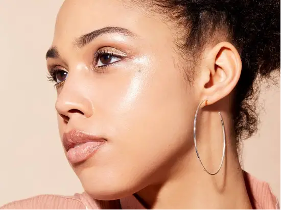 How To Get Dewy Skin: Top Products To Achieve A Perfect Glow