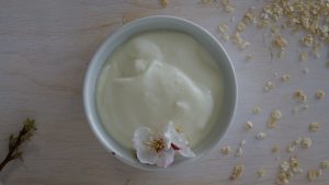 Yogurt and honey homemade face wash