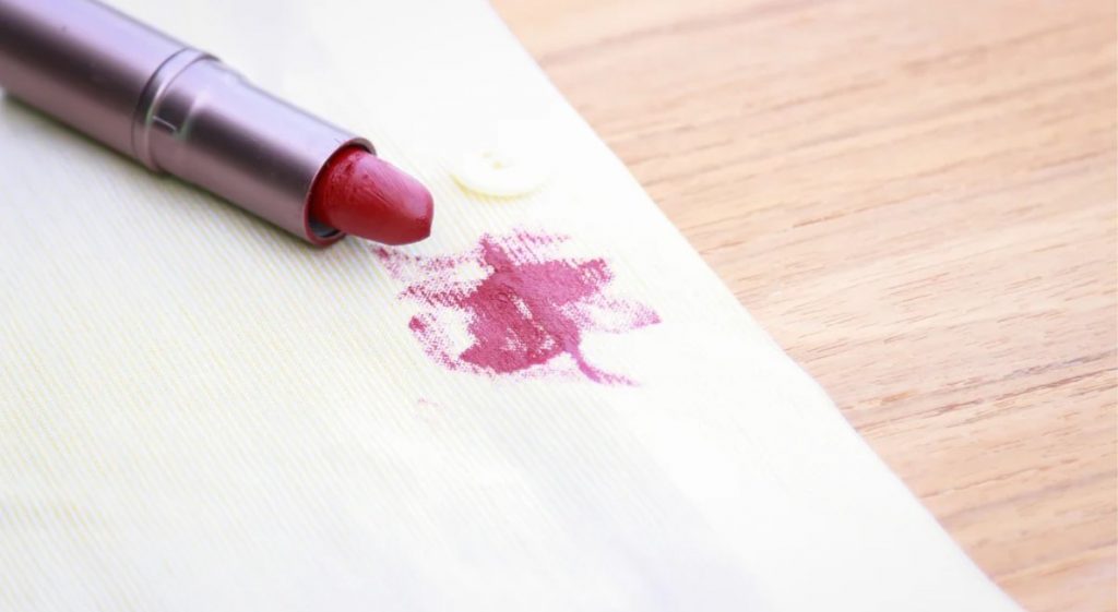 lipstick stain